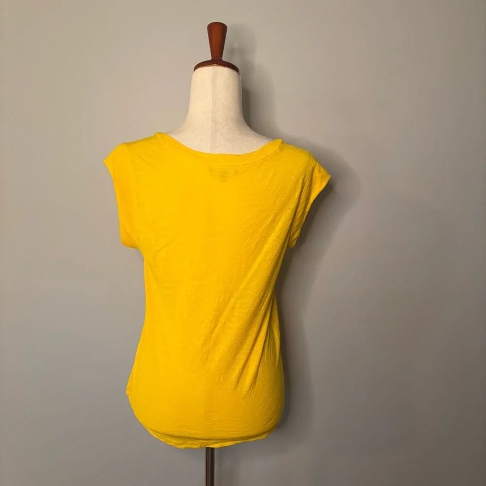 Lilla P Gold V Neck T Shirt size S - Picture 3 of 4